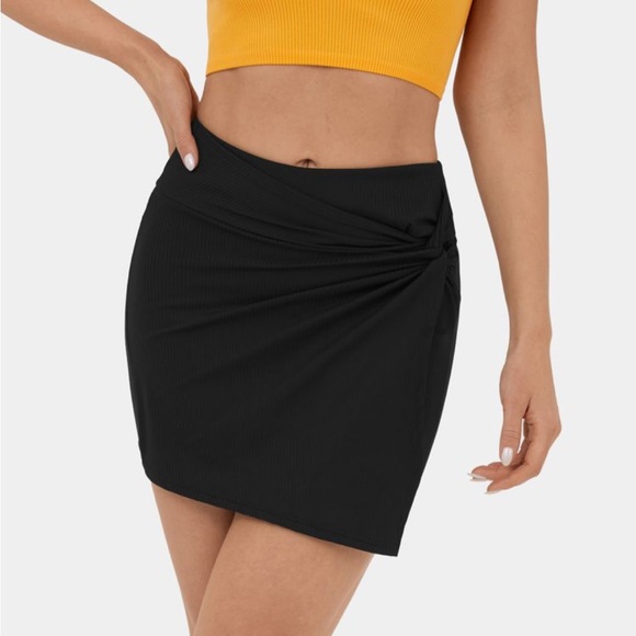 HALARA Black High Waist Women's Shorts - Picture 3 of 10